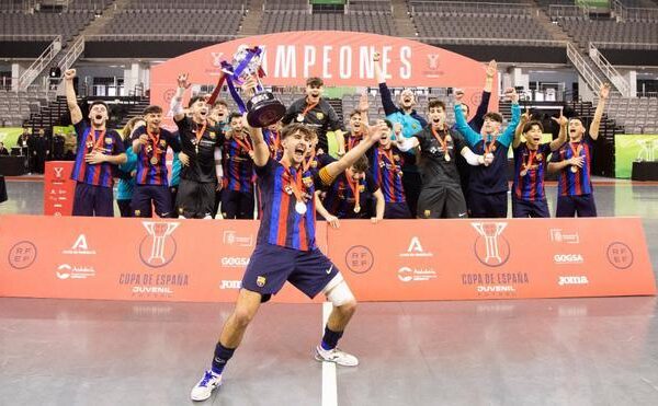 El Barça juvenil conquistó la Minicopa en Granada