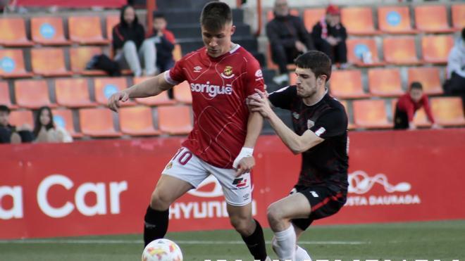 La falta de gol priva de la victoria al Nàstic