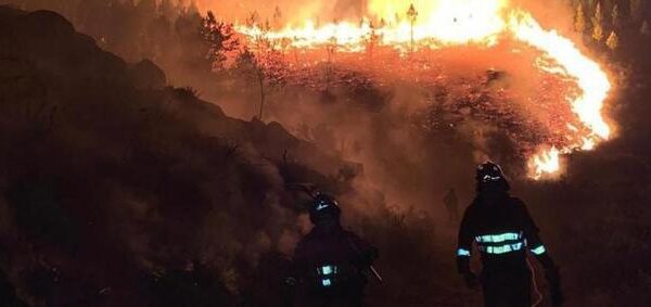 Una negligencia, el origen del mayor incendio de la temporada en Galicia