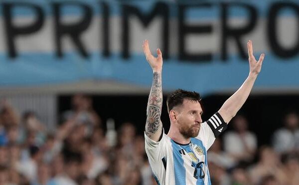 Messi sigue batiendo récords con Argentina