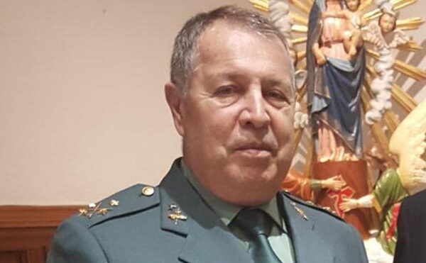 La Guardia Civil llevó a los tribunales a su teniente general Jarava acusándolo de cinco delitos