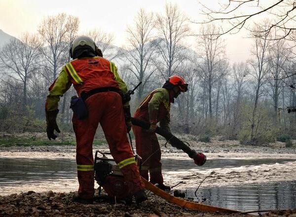 Asturias registra 87 incendios y queda pendiente de la evolución meteorológica para frenarlos