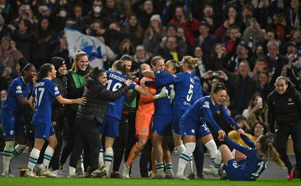 Berger acaba con el campeón y cita al Chelsea con el Barcelona