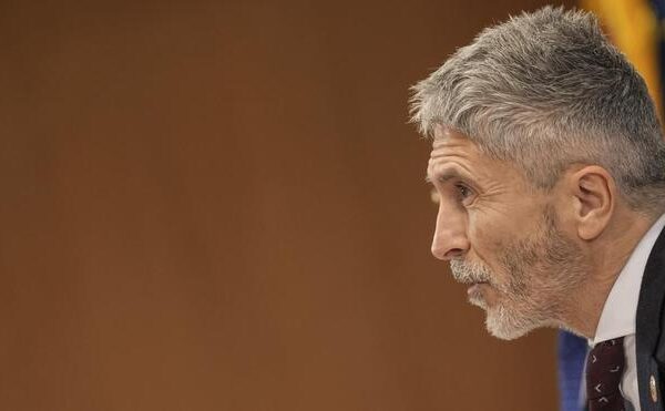 El Congreso empezará a estudiar el ‘caso Cuarteles’ la semana próxima con la versión de Marlaska
