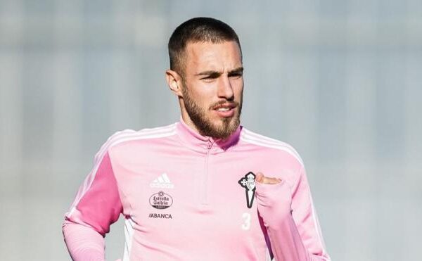 Mingueza recae de su lesión y no jugará contra el Almería