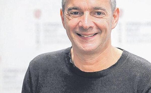 Renuncia un candidato del PSOE balear que era padre por gestación subrogada