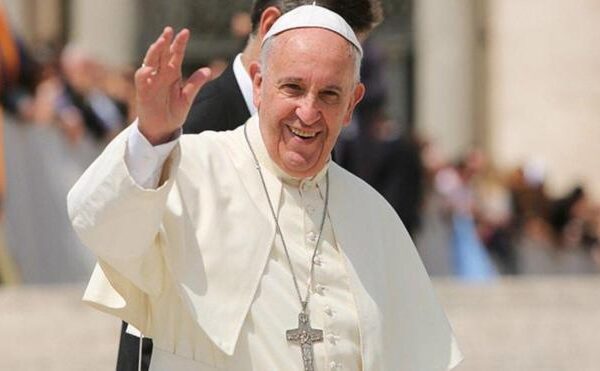 La razón por la que el Papa Francisco está ingresado en un hospital