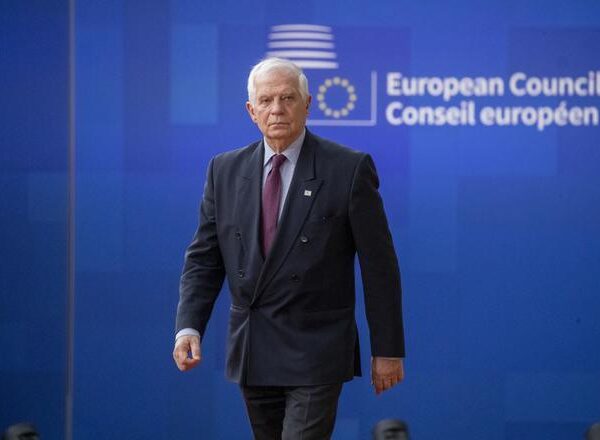 La UE amenaza con más sanciones a Rusia si envía armas nucleares a Bielorrusia