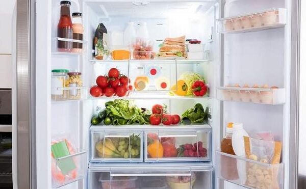 El truco de las ‘influencers’ para dejar el frigo ordenado y gastar 0 euros
