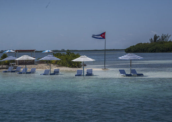 Cuba: cierran hoteles ante menor afluencia de turistas de la esperada