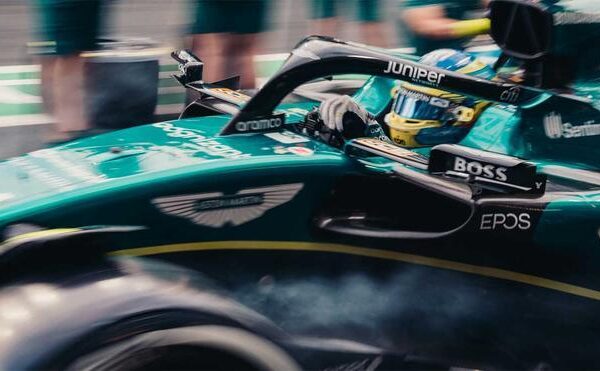 Alonso, en busca del ‘hat trick’ en Australia