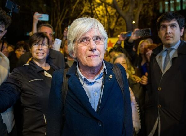 Clara Ponsatí abandona España para asistir al pleno del Parlamento Europeo