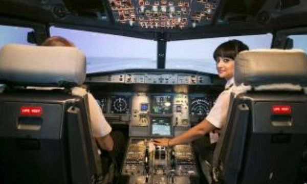 Latam abre proceso de selección de pilotos exclusivo para mujeres