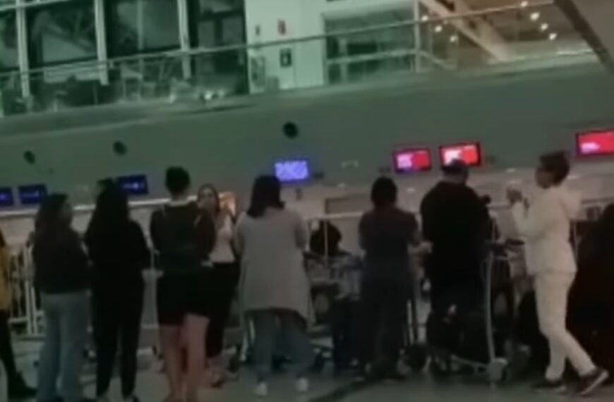 Viva Air: pasajeros varados en Ezeiza hace un mes