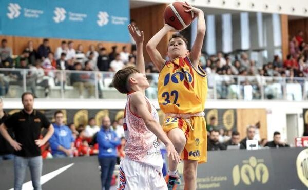 La Selecció Catalana Mini Masculina es penja la medalla de plata a l’estatal