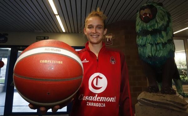 Leo Fiebich, MVP de la temporada en la Liga Femenina Endesa