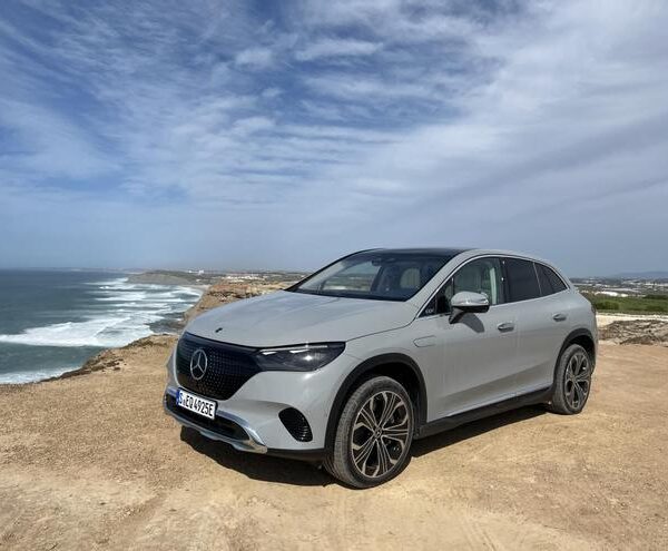 Mercedes-Benz EQE SUV: primeras sensaciones al volante