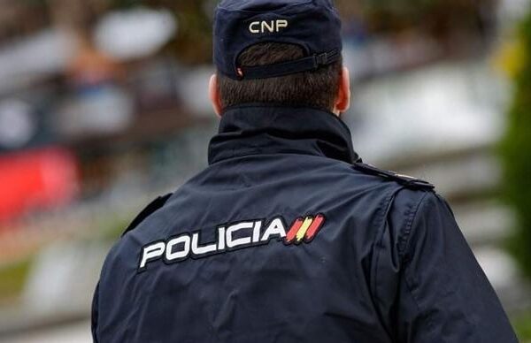 Detenidas 145 personas en Sevilla al formalizar parejas de hecho fraudulentas