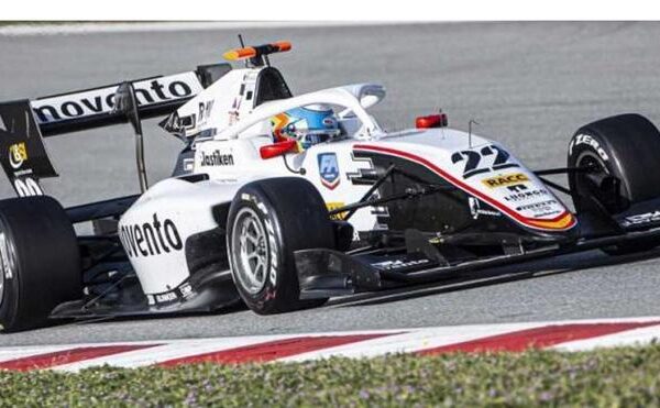 Pepe Martí cierra los test de F3 en Barcelona con el quinto mejor crono