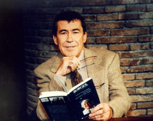 De ‘Gargoris y Habidis’ a las conversaciones sobre ‘lolitas’ de 13 años: Sánchez Dragó en cinco libros