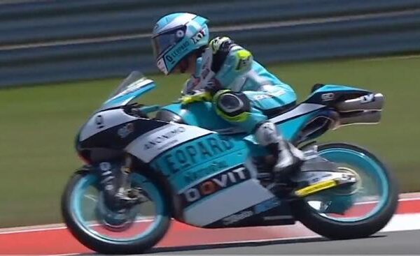 Jaume Masiá se adjudica la ‘pole’ en Austin en Moto3