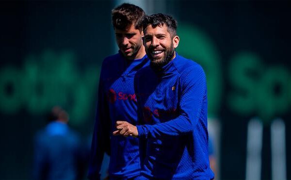 ¿Qué pasará con Jordi Alba en el Barça tras las renovaciones de Balde y Marcos Alonso?