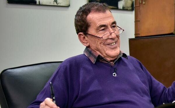Muere el escritor Fernando Sánchez Dragó de un infarto a los 86 años