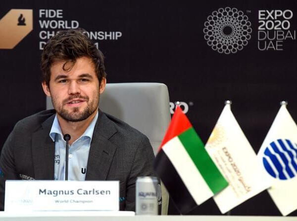 El Mundial de ajedrez, entre la propaganda de Putin y la espantada de Carlsen