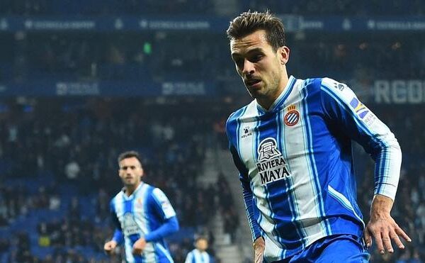 Brian Oliván, descartado para el duelo contra el Betis