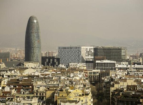 La contaminación reduce la respuesta inmunológica de las vacunas del covid