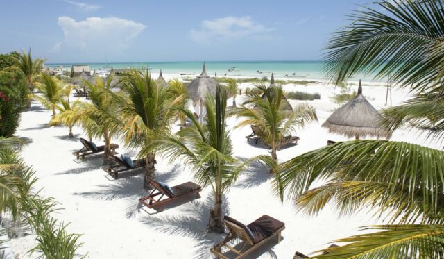 Cancún: Holbox con apagones y poca agua por alta demanda de turistas