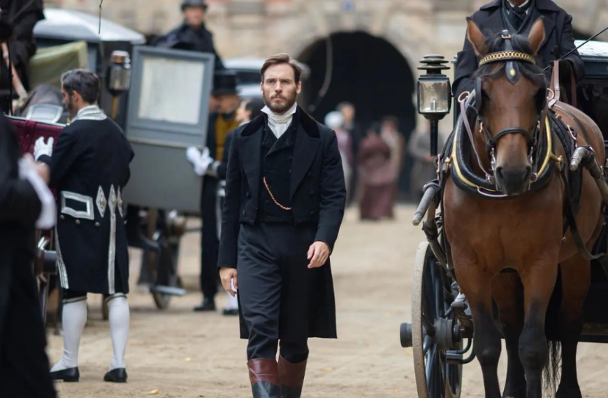 Jeremy Irons encabeza la adaptación televisiva de ‘El Conde de Montecristo’ junto a un elenco estelar