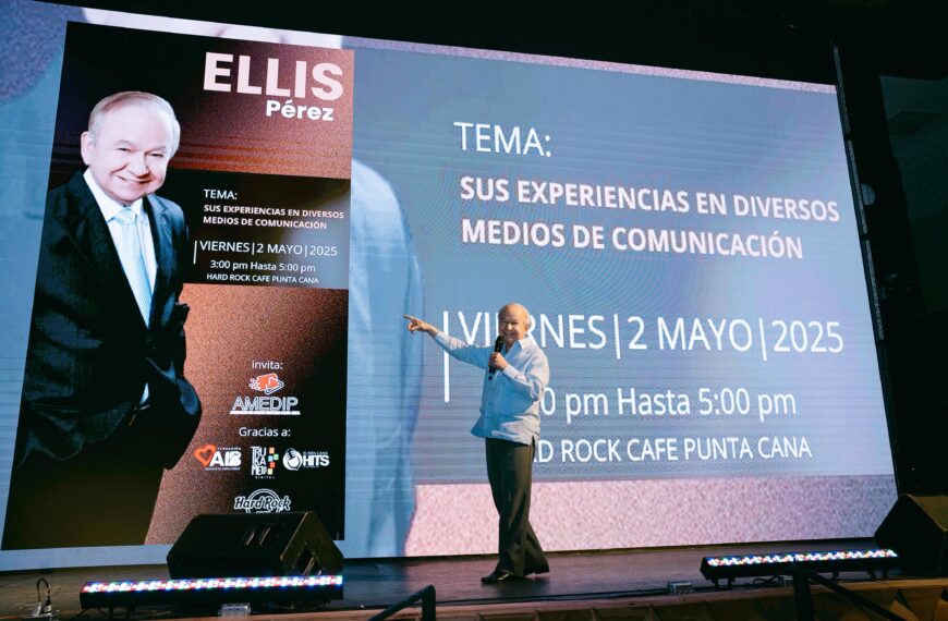 Ellis Pérez cautiva en magistral conversatorio sobre su experiencia en medios de comunicación