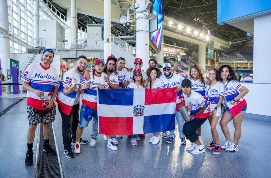 Arajet,Ministerio de Turismo y los Marlins celebran el Dominican Heritage Day en Miami