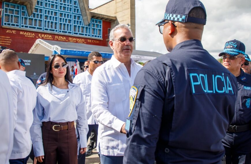 Presidente Abinader deja iniciado en La Altagracia despliegue del nuevo modelo de patrullaje con 990 agentes entrenados y equipados para continuar fortaleciendo la seguridad en la Región Este