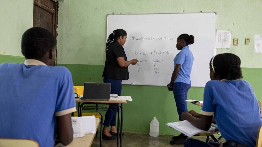 Retroactivos docentes: 4000 quedan fuera por mala nota